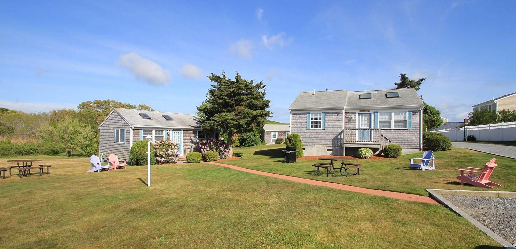 Colonial Acres Resort West Yarmouth Buitenkant foto